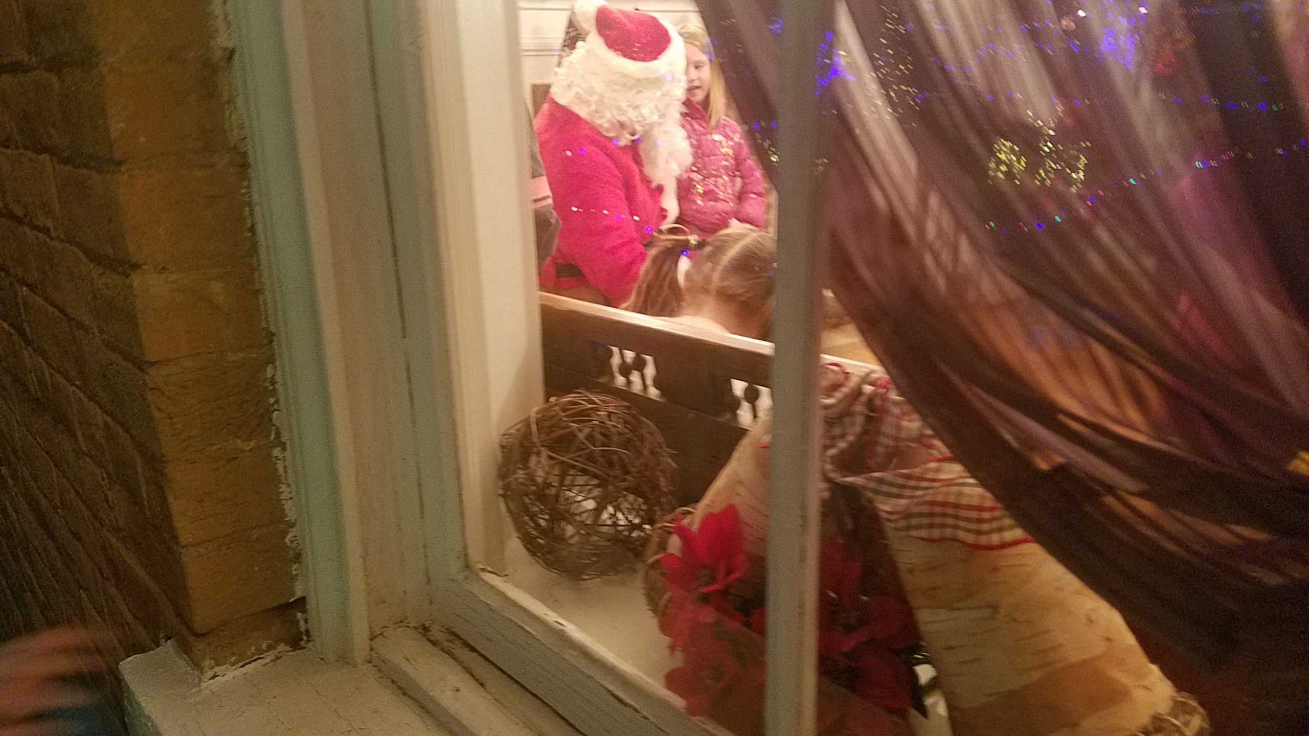 How to make seeing Santa magical. 