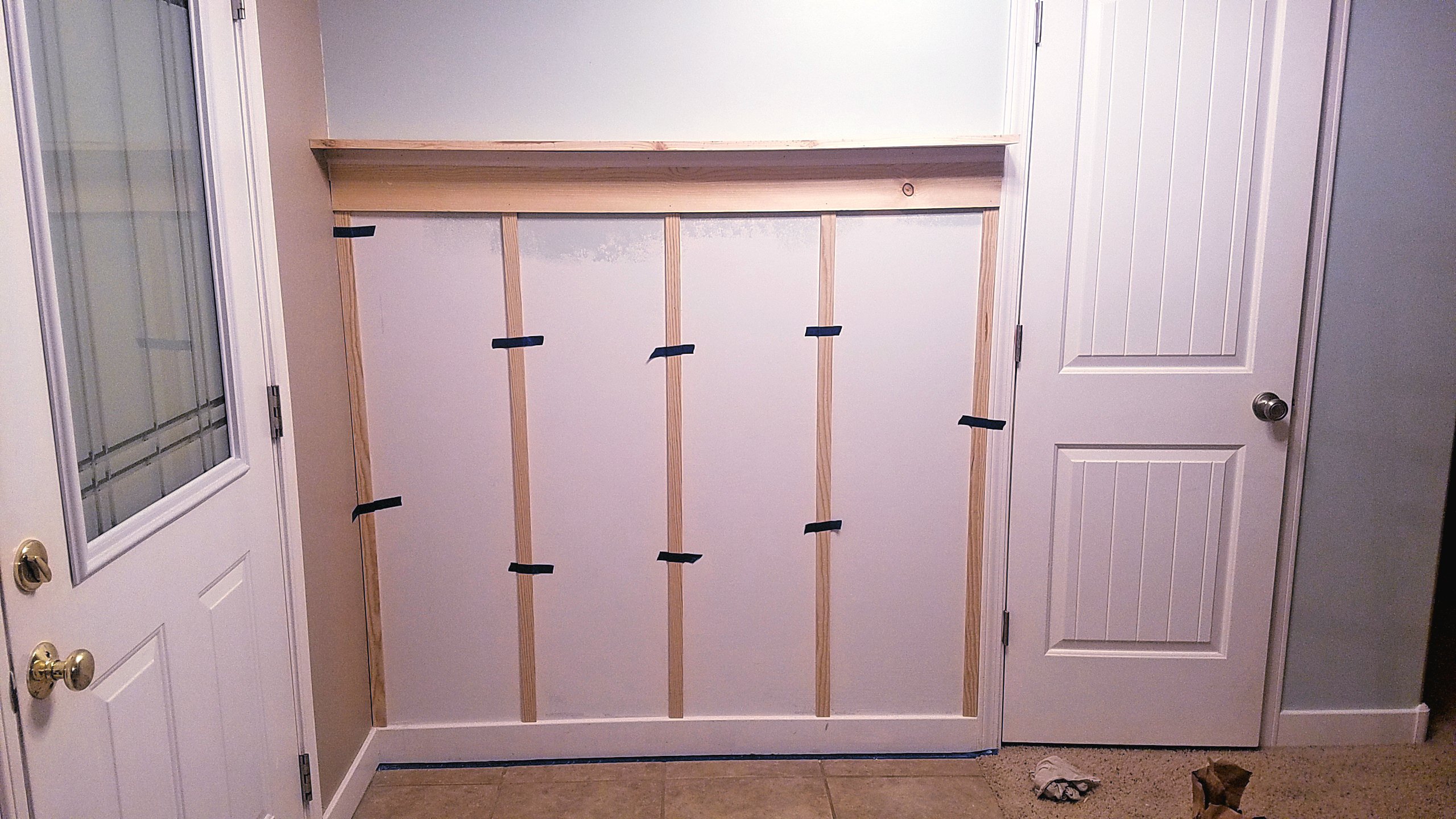 DIY faux wainscoting 